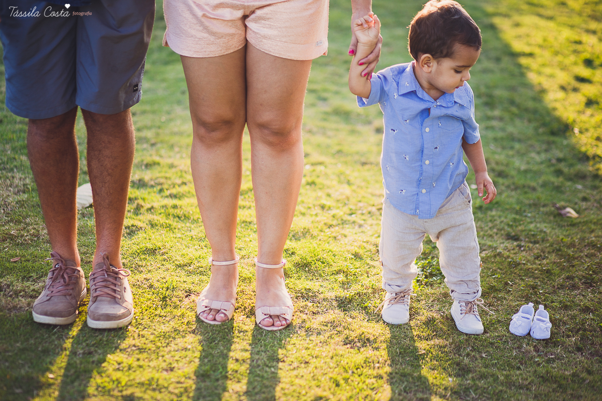 fotos de gestante, na ilha do frade, fotos lindas da gestante Karol e papai Leleco, com o irmãozinho Ruan, poses para fotos em família com irmão mais velho, mae de 2, vitória es