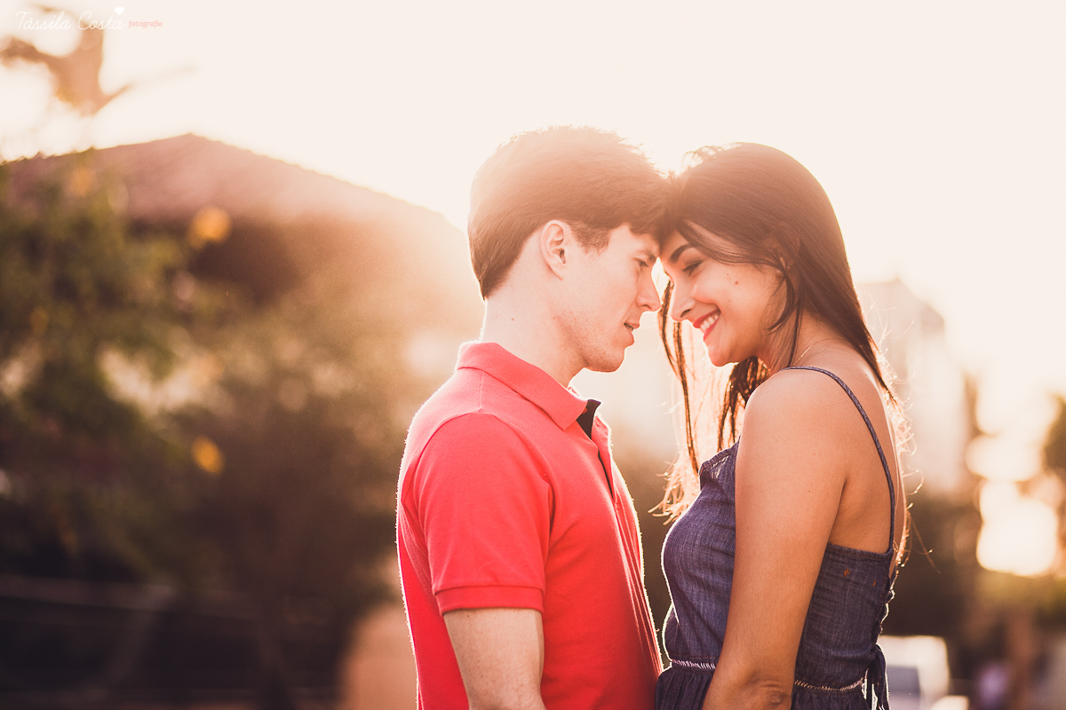 ensaio pré wedding em meio à natureza, noivos apaixonados, o casamento do ano, casamento de dia, casamento na praia, matara e allan, fotografia de tássila costa fotografia, dia lindo para fotos