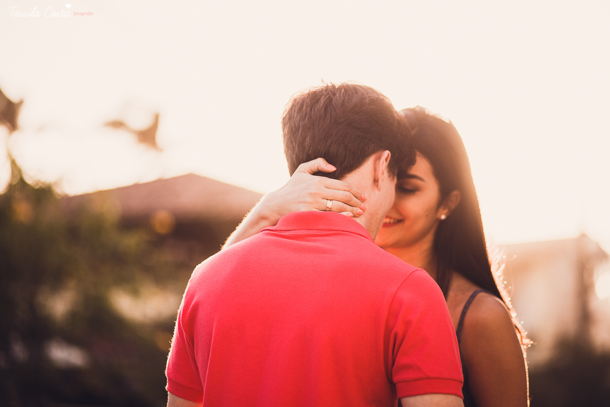 ensaio pré wedding em meio à natureza, noivos apaixonados, o casamento do ano, casamento de dia, casamento na praia, matara e allan, fotografia de tássila costa fotografia, dia lindo para fotos