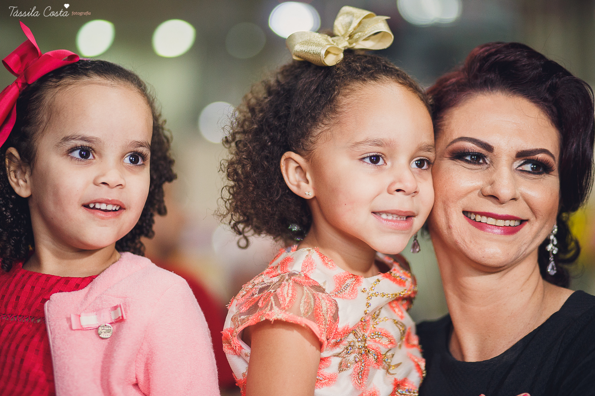 aniversário de 5 anos, da Gabriella, no cerimonial Ratimboom, em Campo Grande, Cariacica, cerimonial excelente para festa infantil, decoração de festa infantil super colorida