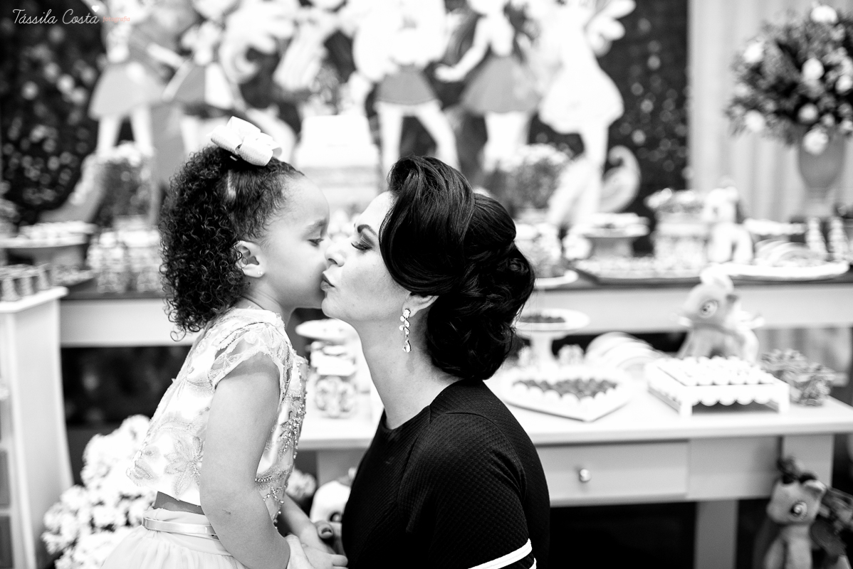 aniversário de 5 anos, da Gabriella, no cerimonial Ratimboom, em Campo Grande, Cariacica, cerimonial excelente para festa infantil, decoração de festa infantil super colorida