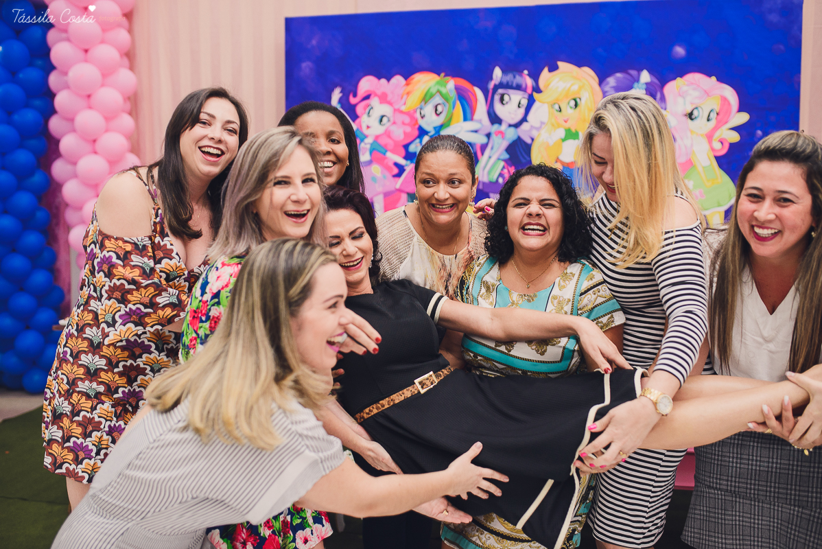 aniversário de 5 anos, da Gabriella, no cerimonial Ratimboom, em Campo Grande, Cariacica, cerimonial excelente para festa infantil, decoração de festa infantil super colorida