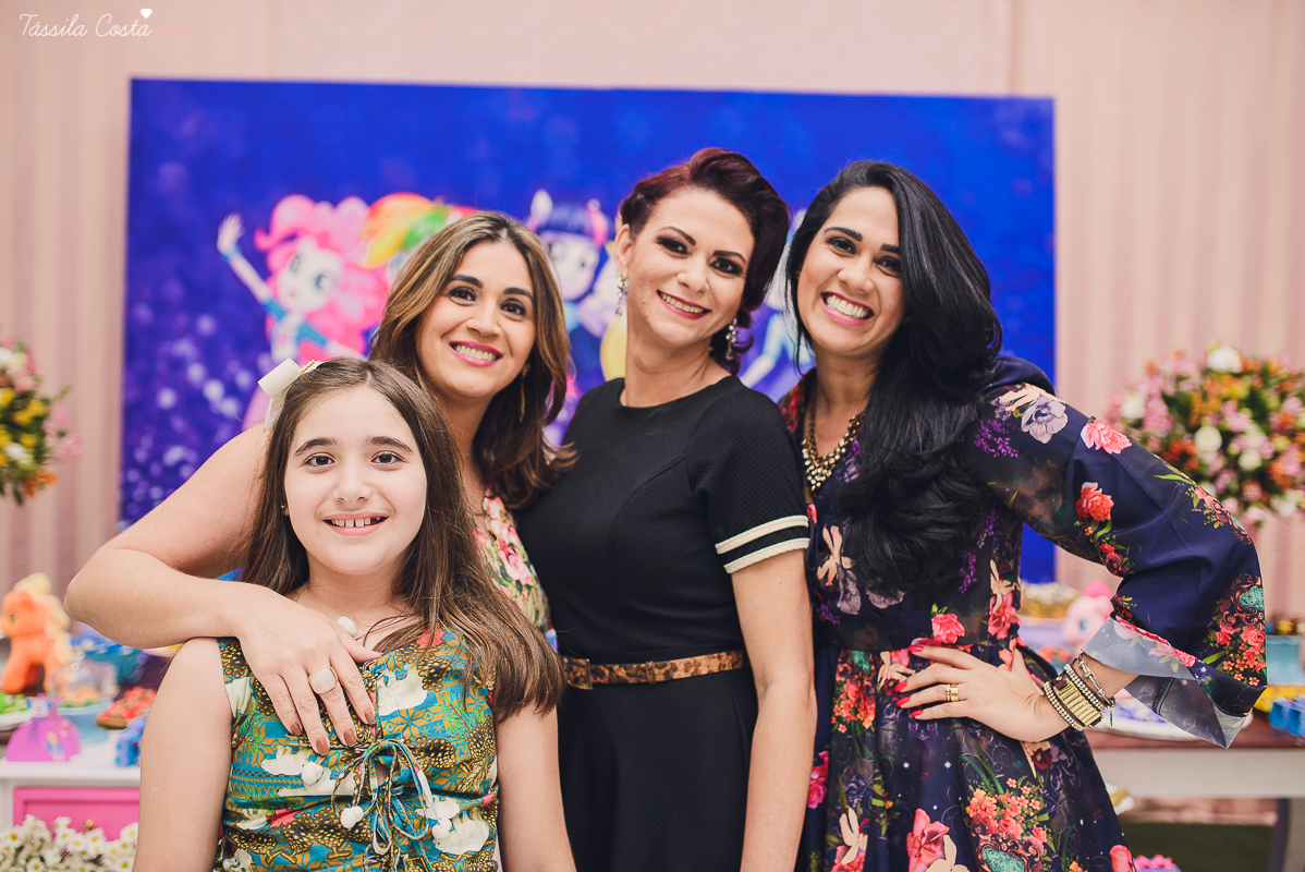 aniversário de 5 anos, da Gabriella, no cerimonial Ratimboom, em Campo Grande, Cariacica, cerimonial excelente para festa infantil, decoração de festa infantil super colorida