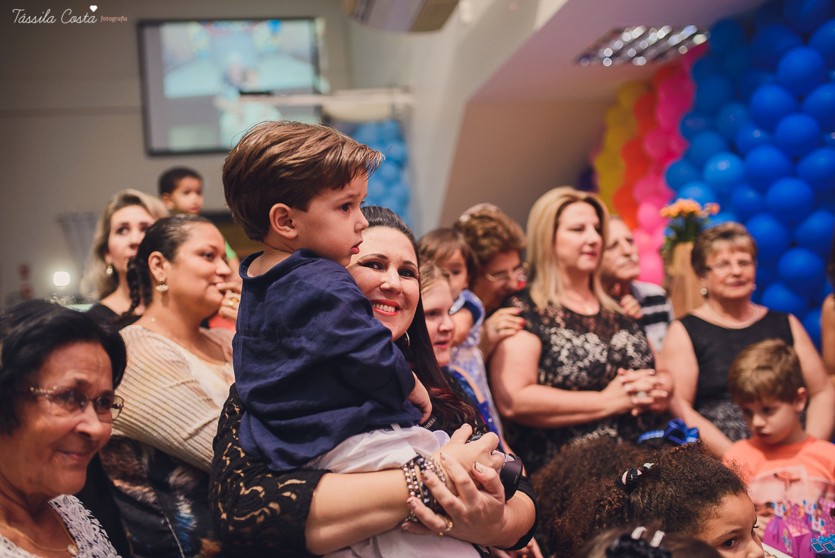 aniversário de 5 anos, da Gabriella, no cerimonial Ratimboom, em Campo Grande, Cariacica, cerimonial excelente para festa infantil, decoração de festa infantil super colorida