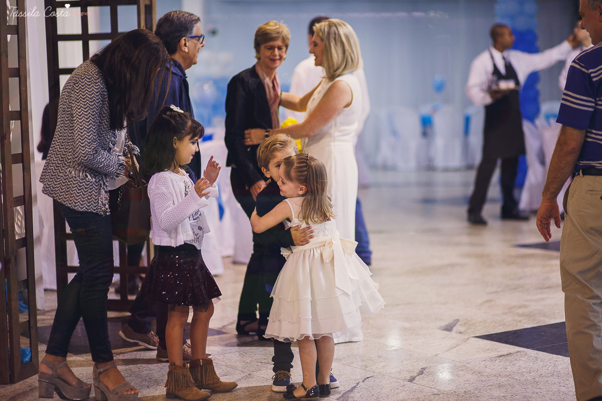 decoração no tema frozen, festa de 4 anos da Pietra, no cerimonial Pirlim Pim Pim, na pracinha de Jardim da Penha, festa de menina de 04 anos, tássila costa fotografia, festa de menina, vix es