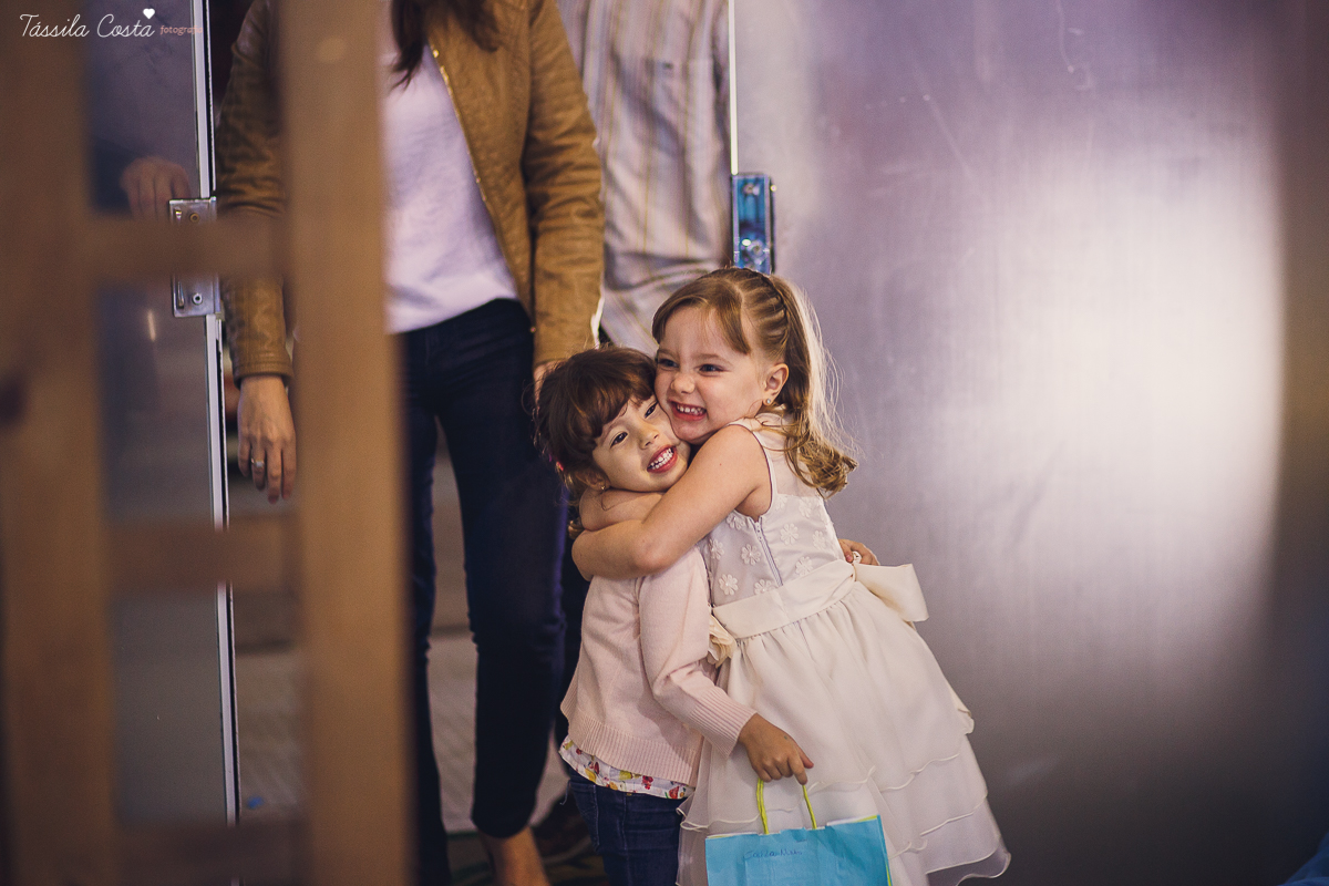 decoração no tema frozen, festa de 4 anos da Pietra, no cerimonial Pirlim Pim Pim, na pracinha de Jardim da Penha, festa de menina de 04 anos, tássila costa fotografia, festa de menina, vix es