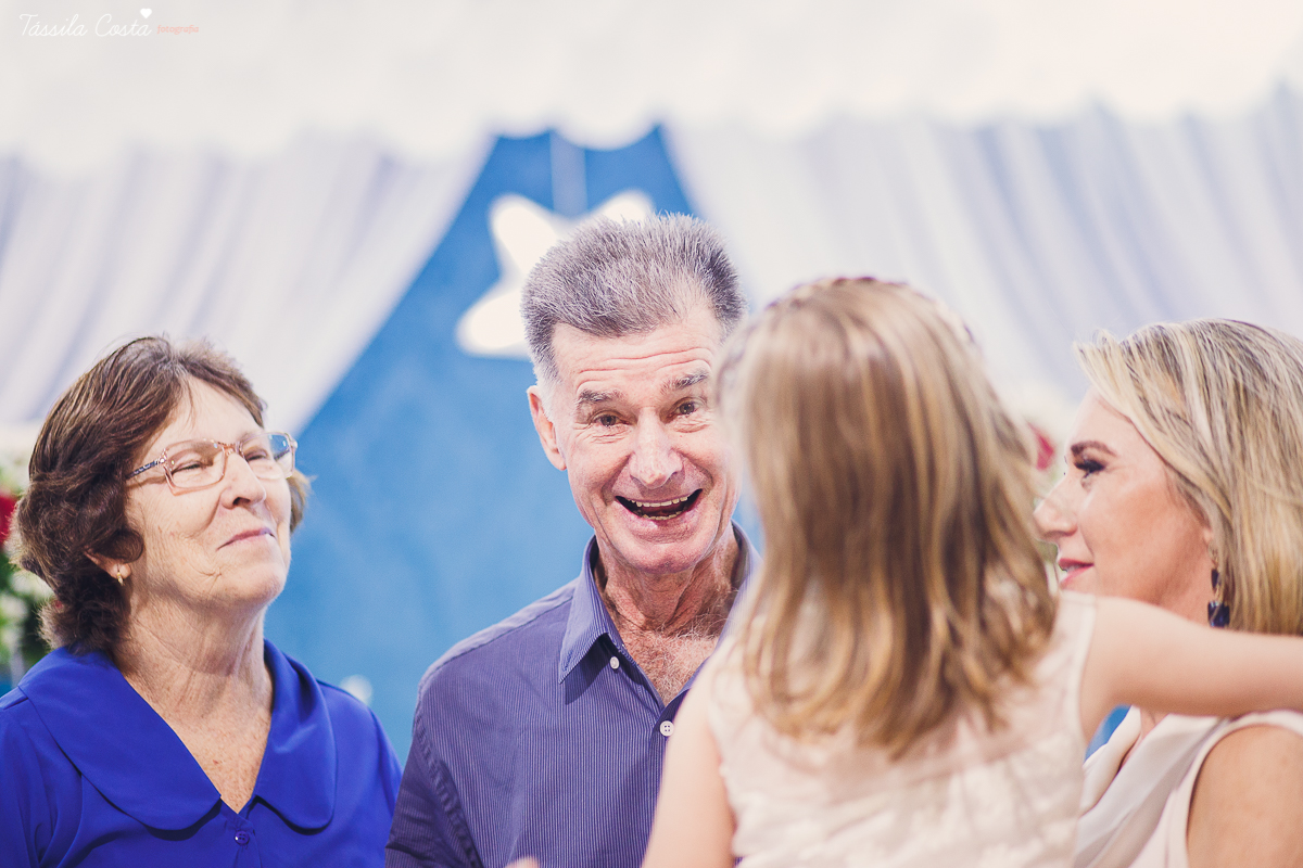 decoração no tema frozen, festa de 4 anos da Pietra, no cerimonial Pirlim Pim Pim, na pracinha de Jardim da Penha, festa de menina de 04 anos, tássila costa fotografia, festa de menina, vix es