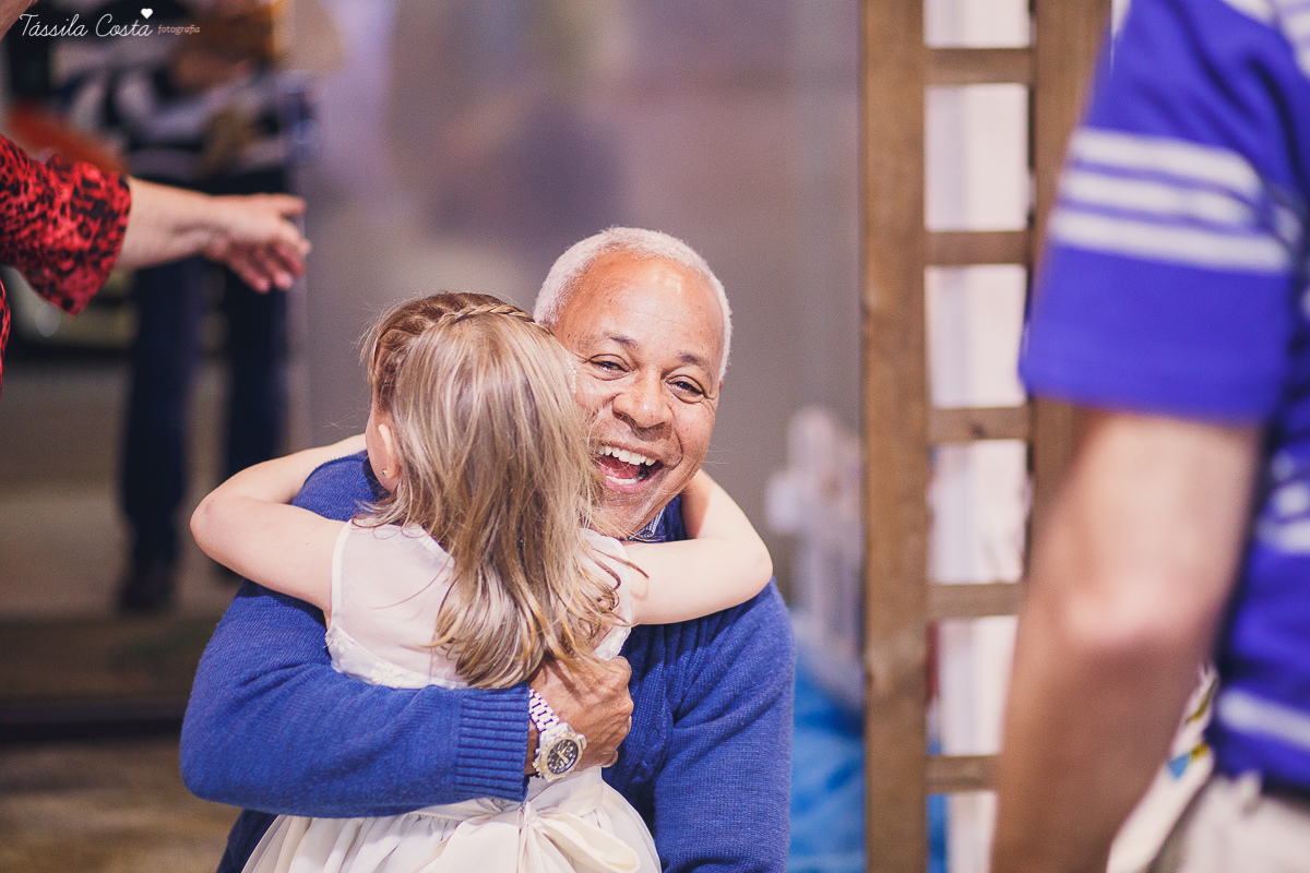 decoração no tema frozen, festa de 4 anos da Pietra, no cerimonial Pirlim Pim Pim, na pracinha de Jardim da Penha, festa de menina de 04 anos, tássila costa fotografia, festa de menina, vix es