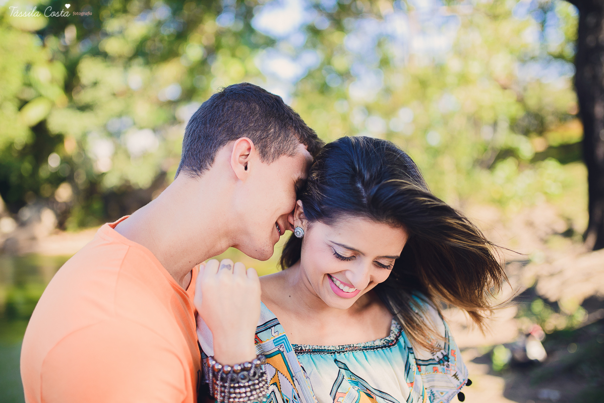 foto de casal em vitoria, fotografo de casal em vitoria, foto de casal em vila velha, fotografo de casal es, tassila costa, tassila costa fotografia, casamento no espirito santo, ensaio externo no espirito santo, ensaio externo na praia, ilha do frade, il