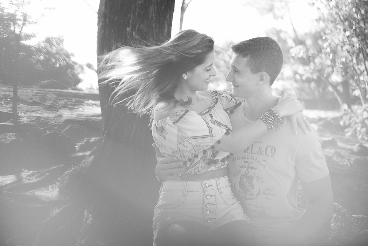 foto de casal em vitoria, fotografo de casal em vitoria, foto de casal em vila velha, fotografo de casal es, tassila costa, tassila costa fotografia, casamento no espirito santo, ensaio externo no espirito santo, ensaio externo na praia, ilha do frade, il