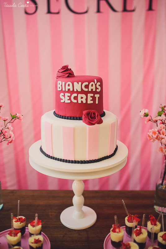 decoração personalizada para chá de lingerie, da noiva bianca, amei fotografar um chá de lingerie com várias brincadeiras e super animado, tássila fotografia