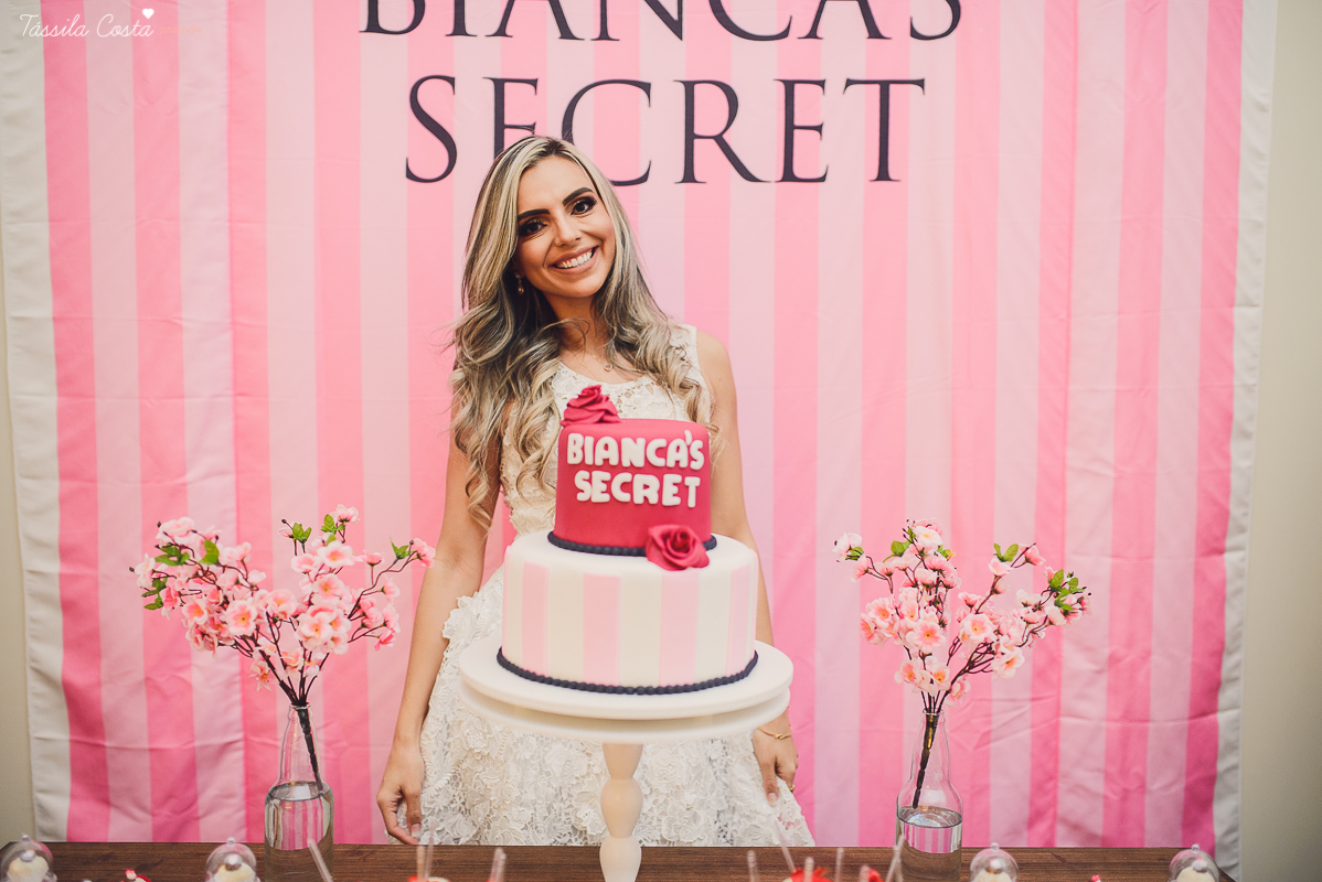 decoração personalizada para chá de lingerie, da noiva bianca, amei fotografar um chá de lingerie com várias brincadeiras e super animado, tássila fotografia