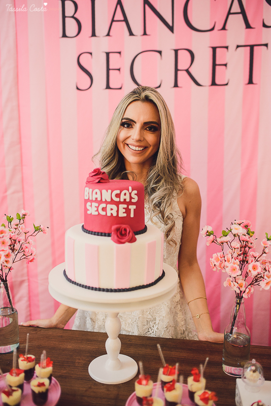 decoração personalizada para chá de lingerie, da noiva bianca, amei fotografar um chá de lingerie com várias brincadeiras e super animado, tássila fotografia