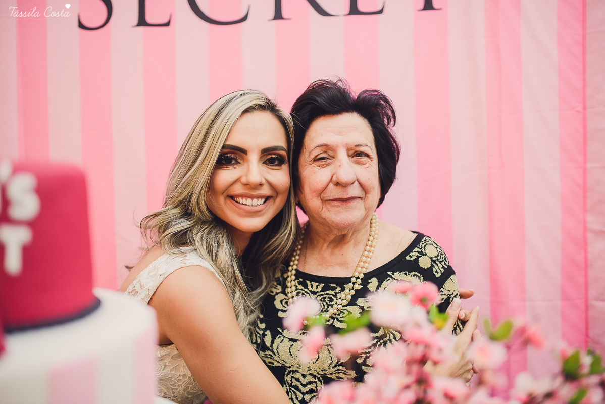 decoração personalizada para chá de lingerie, da noiva bianca, amei fotografar um chá de lingerie com várias brincadeiras e super animado, tássila fotografia