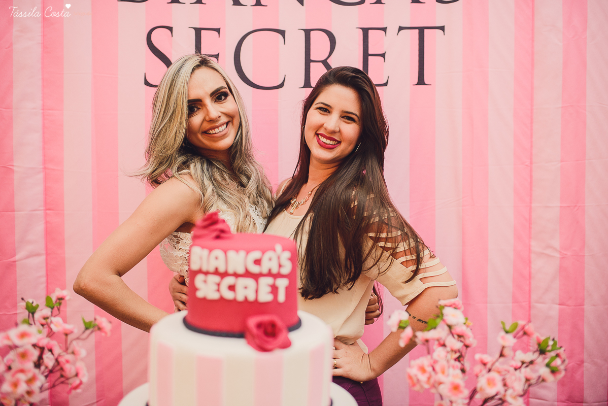 decoração personalizada para chá de lingerie, da noiva bianca, amei fotografar um chá de lingerie com várias brincadeiras e super animado, tássila fotografia