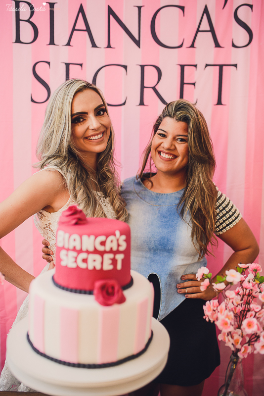 decoração personalizada para chá de lingerie, da noiva bianca, amei fotografar um chá de lingerie com várias brincadeiras e super animado, tássila fotografia