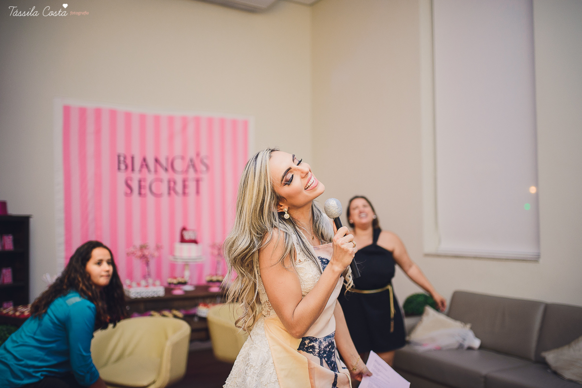 decoração personalizada para chá de lingerie, da noiva bianca, amei fotografar um chá de lingerie com várias brincadeiras e super animado, tássila fotografia