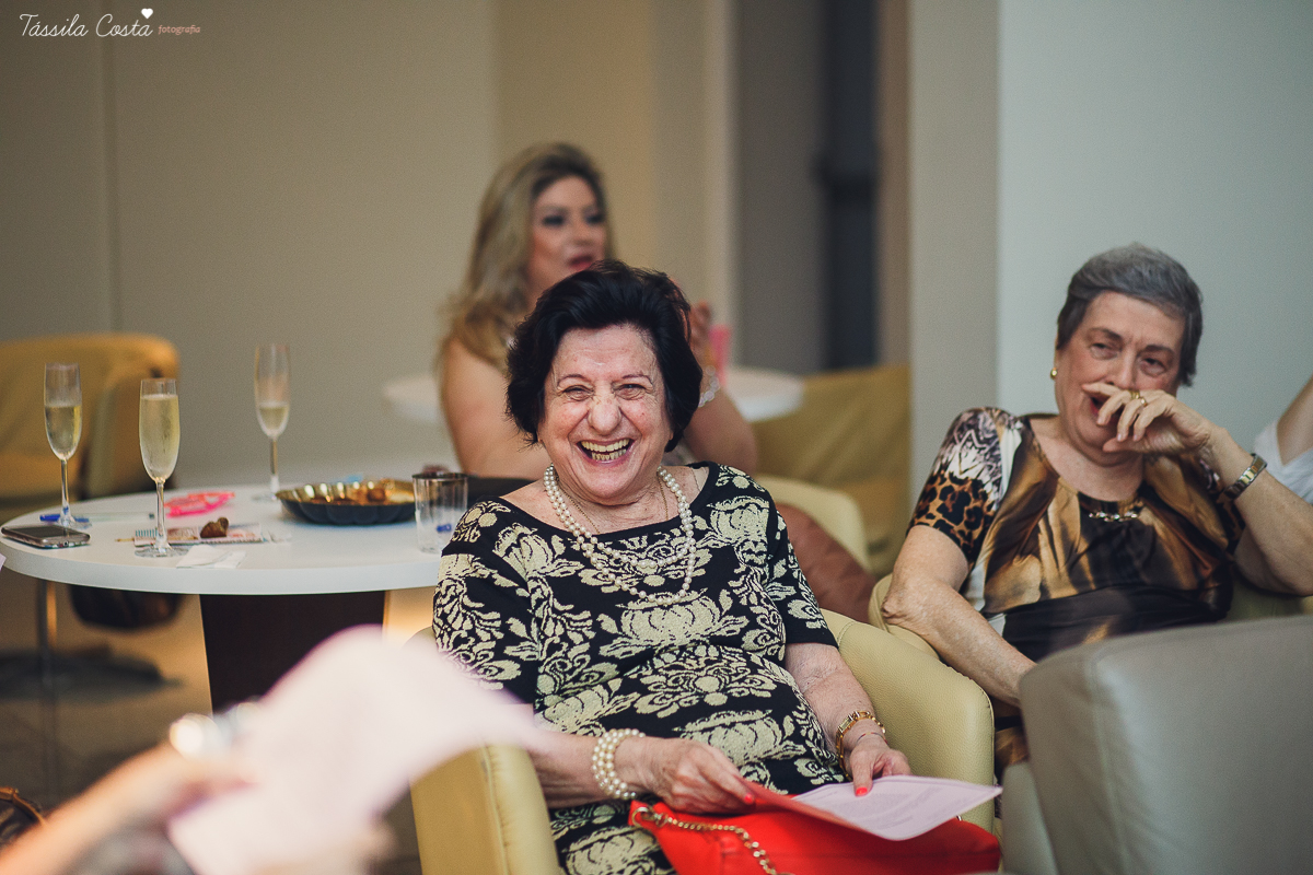 decoração personalizada para chá de lingerie, da noiva bianca, amei fotografar um chá de lingerie com várias brincadeiras e super animado, tássila fotografia