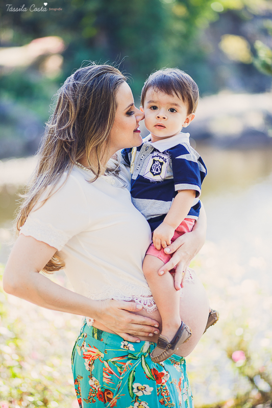 fotos de gestante em Pedra Azul es, família completa, fotos de família em pedra azul, lugares lindos para fotografar em pedra azul, gestação, grávida em vix es
