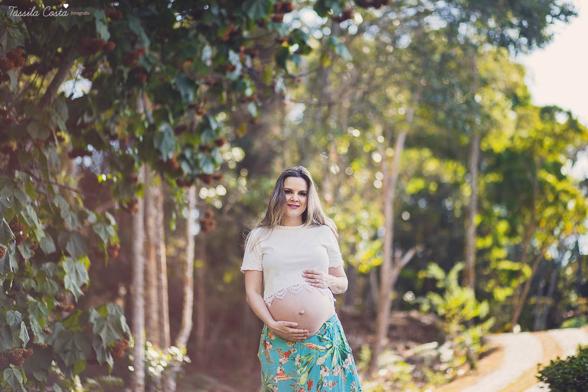 fotos de gestante em Pedra Azul es, família completa, fotos de família em pedra azul, lugares lindos para fotografar em pedra azul, gestação, grávida em vix es