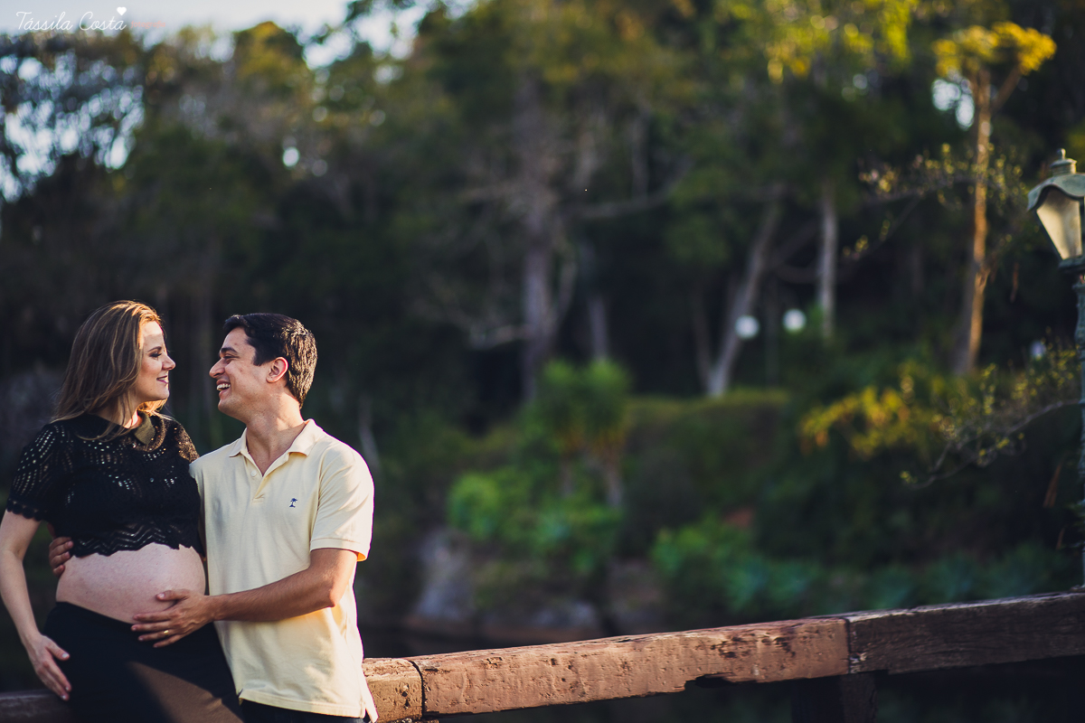 fotos de gestante em Pedra Azul es, família completa, fotos de família em pedra azul, lugares lindos para fotografar em pedra azul, gestação, grávida em vix es