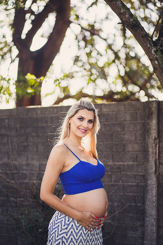 irmãs que engravidaram juntas, fazem ensaio fotográfico juntas, emocionante, em Vitória ES, local escolhido para as fotos foi a Ilha do Frade, lugar lindo para fotos de gestante em Vitória es