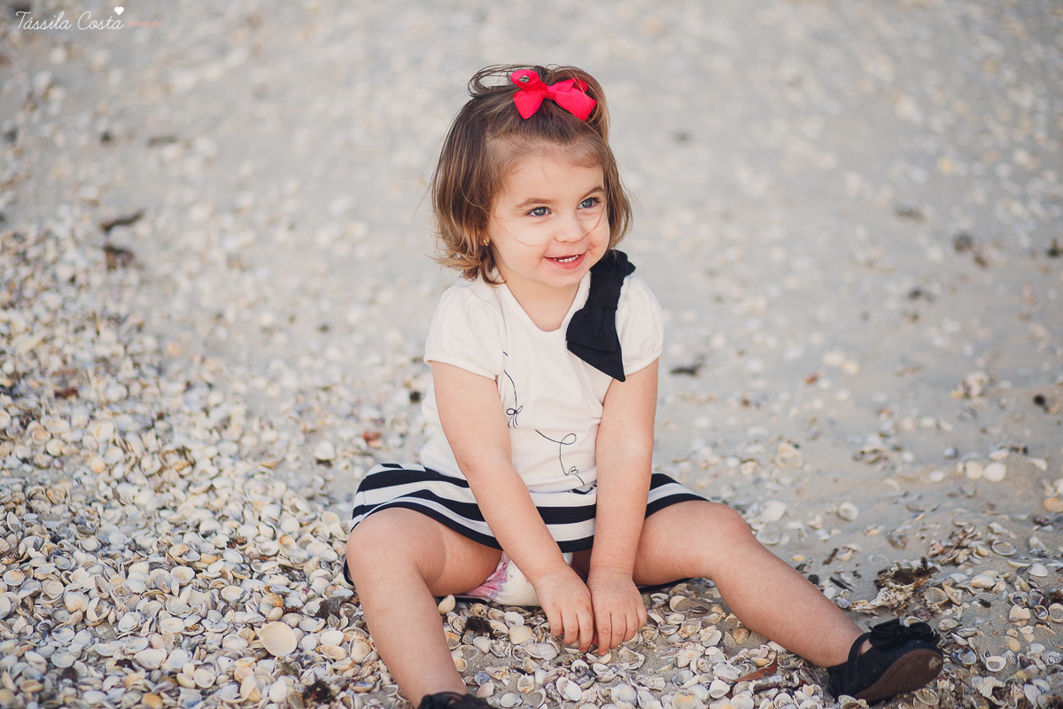 irmãs que engravidaram juntas, fazem ensaio fotográfico juntas, emocionante, em Vitória ES, local escolhido para as fotos foi a Ilha do Frade, lugar lindo para fotos de gestante em Vitória es