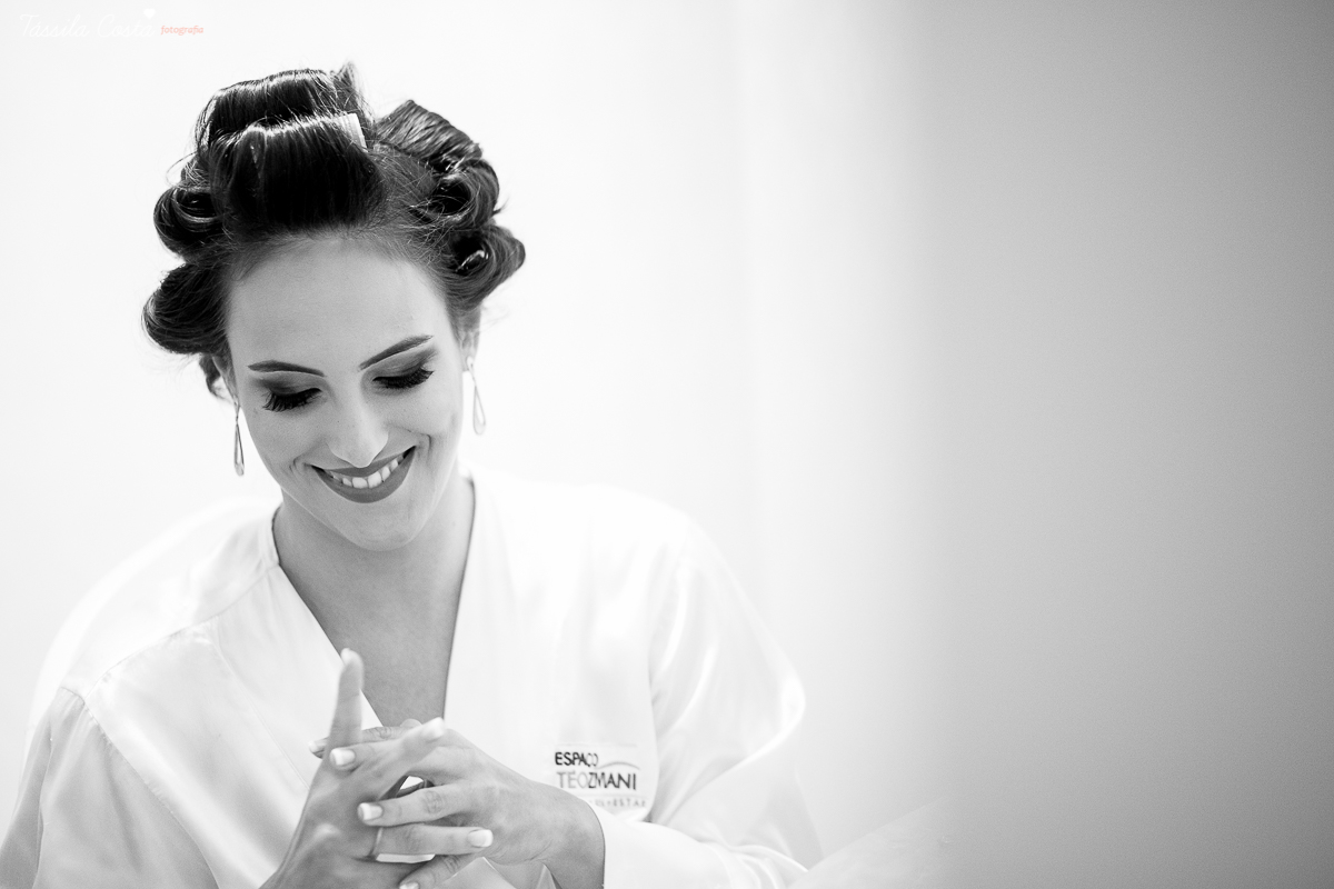 fotos de casamento realizado em Guarapari, litoral do Espírito Santo, sítio dos sonhos para fazer festa de casamento em Guarapari, noivos lindos e apaixonados, fotografia de casamento vitória es