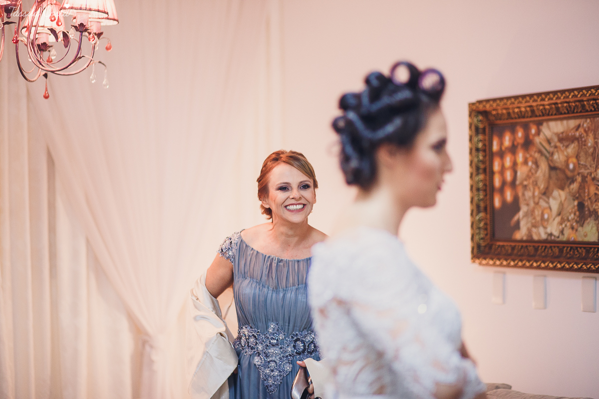 fotos de casamento realizado em Guarapari, litoral do Espírito Santo, sítio dos sonhos para fazer festa de casamento em Guarapari, noivos lindos e apaixonados, fotografia de casamento vitória es