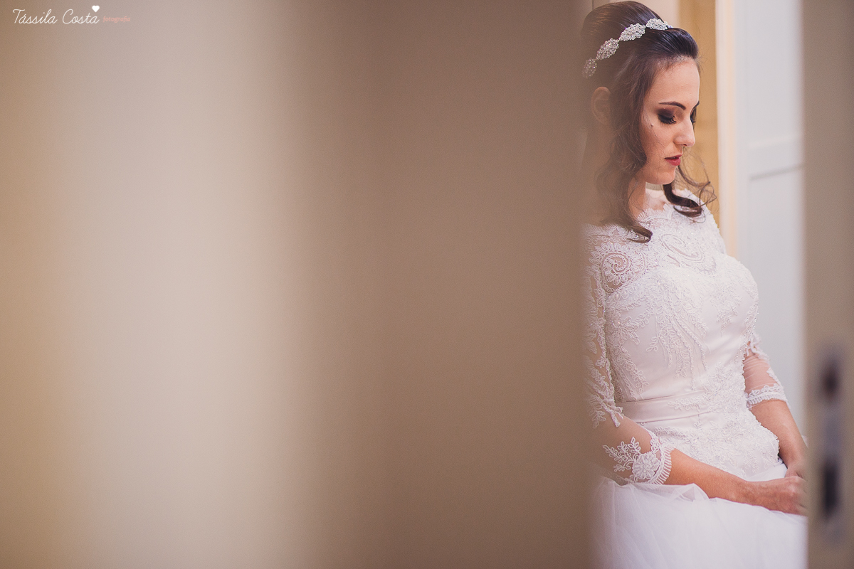 fotos de casamento realizado em Guarapari, litoral do Espírito Santo, sítio dos sonhos para fazer festa de casamento em Guarapari, noivos lindos e apaixonados, fotografia de casamento vitória es