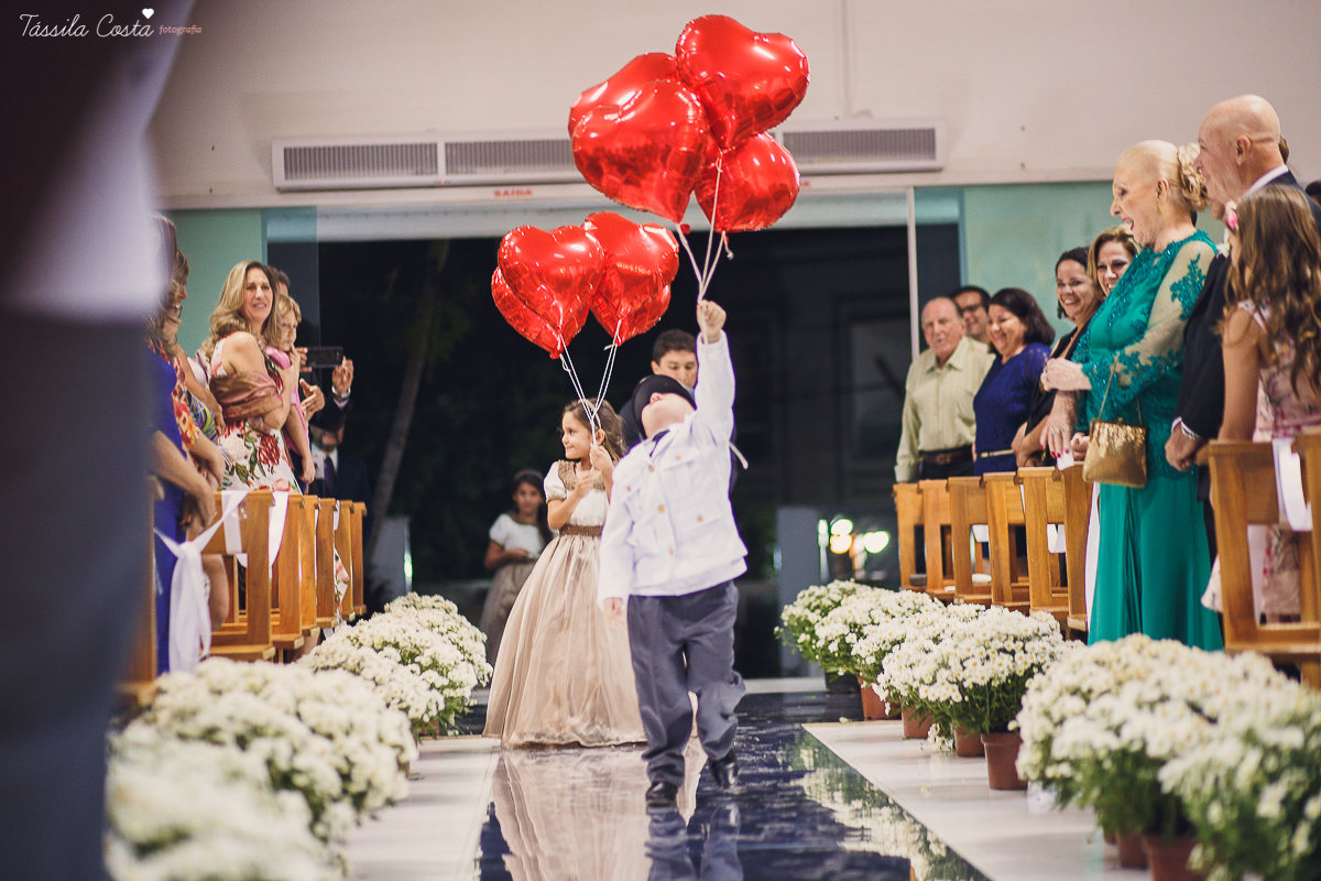 fotos de casamento realizado em Guarapari, litoral do Espírito Santo, sítio dos sonhos para fazer festa de casamento em Guarapari, noivos lindos e apaixonados, fotografia de casamento vitória es