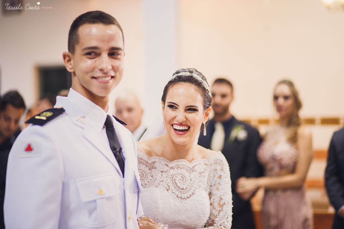 fotos de casamento realizado em Guarapari, litoral do Espírito Santo, sítio dos sonhos para fazer festa de casamento em Guarapari, noivos lindos e apaixonados, fotografia de casamento vitória es