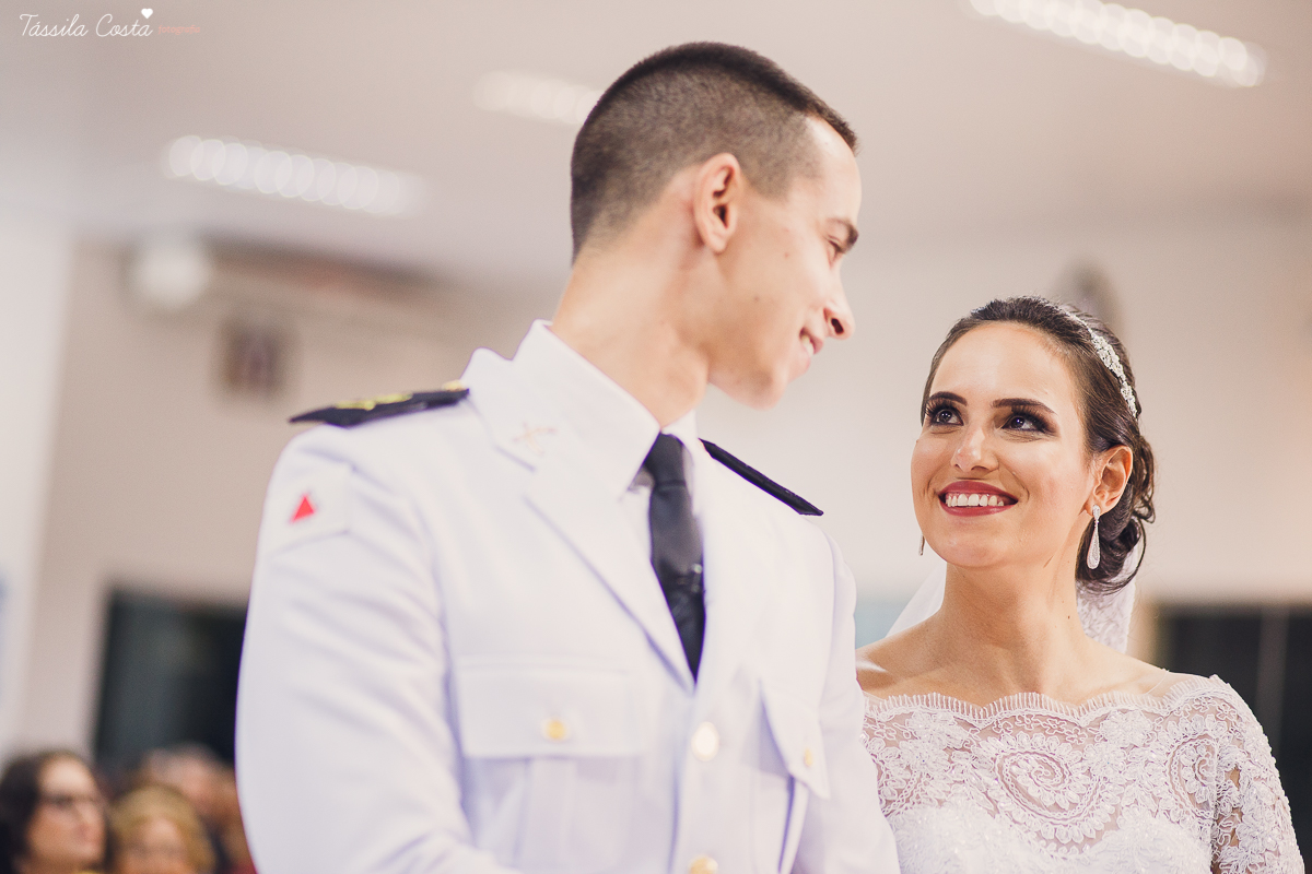 fotos de casamento realizado em Guarapari, litoral do Espírito Santo, sítio dos sonhos para fazer festa de casamento em Guarapari, noivos lindos e apaixonados, fotografia de casamento vitória es