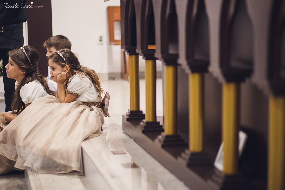 fotos de casamento realizado em Guarapari, litoral do Espírito Santo, sítio dos sonhos para fazer festa de casamento em Guarapari, noivos lindos e apaixonados, fotografia de casamento vitória es