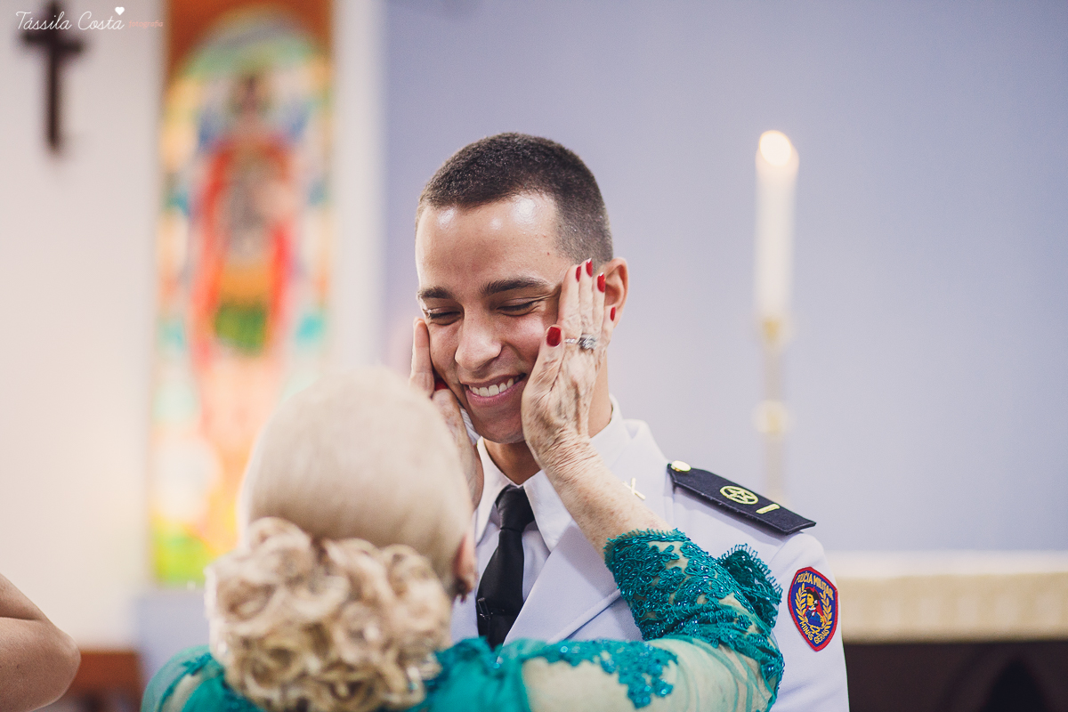 fotos de casamento realizado em Guarapari, litoral do Espírito Santo, sítio dos sonhos para fazer festa de casamento em Guarapari, noivos lindos e apaixonados, fotografia de casamento vitória es