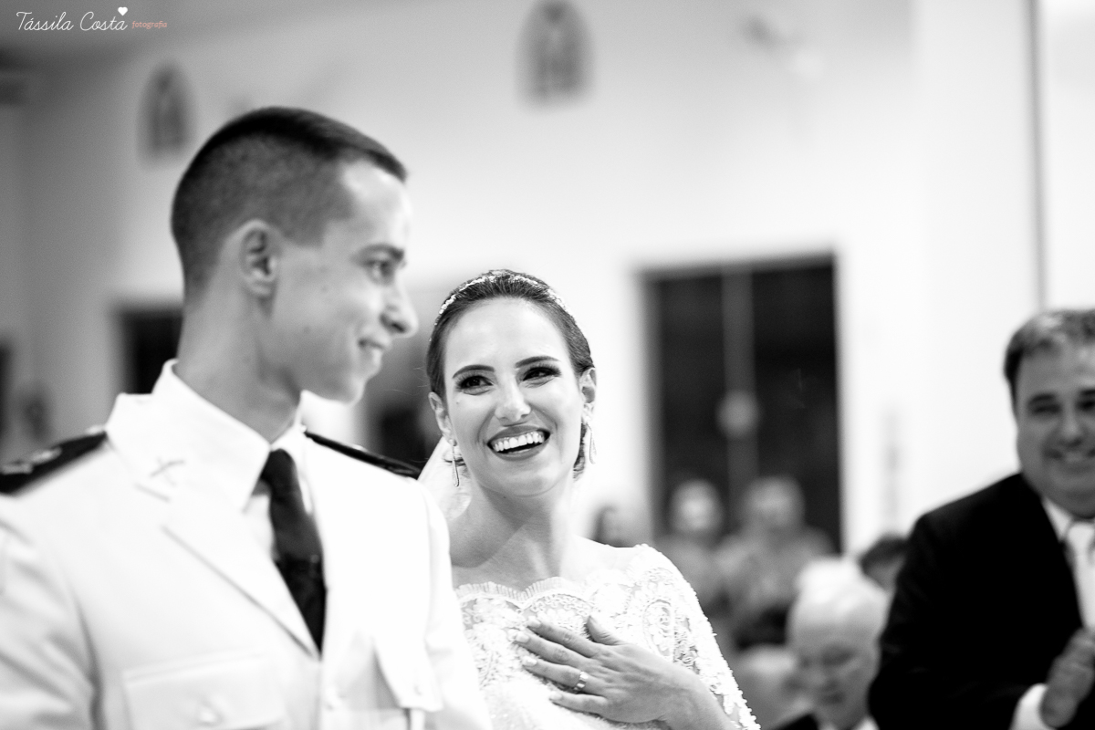 fotos de casamento realizado em Guarapari, litoral do Espírito Santo, sítio dos sonhos para fazer festa de casamento em Guarapari, noivos lindos e apaixonados, fotografia de casamento vitória es
