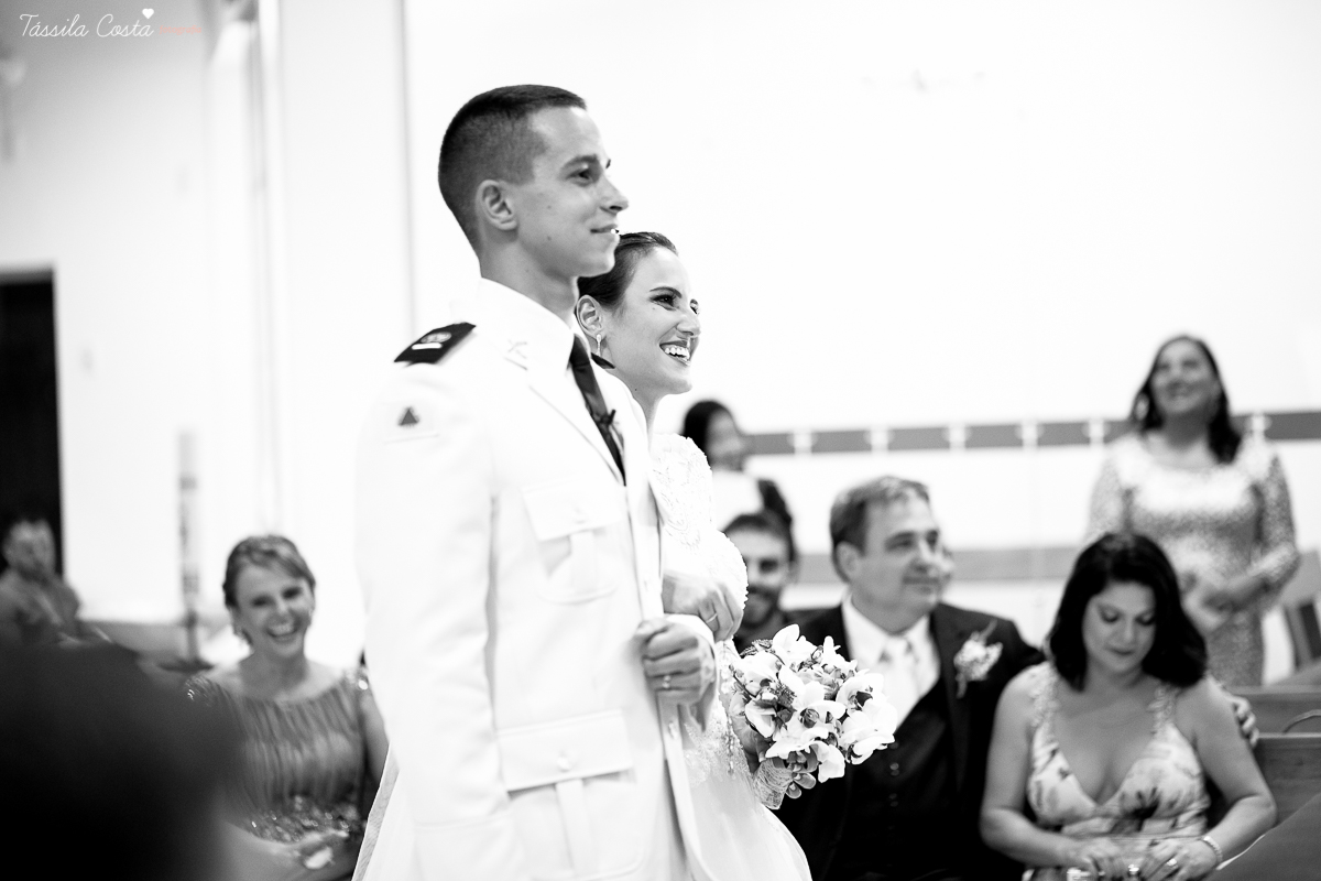fotos de casamento realizado em Guarapari, litoral do Espírito Santo, sítio dos sonhos para fazer festa de casamento em Guarapari, noivos lindos e apaixonados, fotografia de casamento vitória es