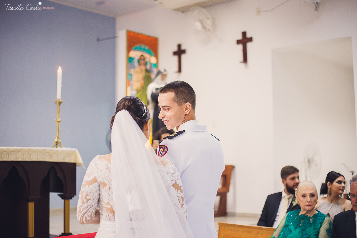 fotos de casamento realizado em Guarapari, litoral do Espírito Santo, sítio dos sonhos para fazer festa de casamento em Guarapari, noivos lindos e apaixonados, fotografia de casamento vitória es