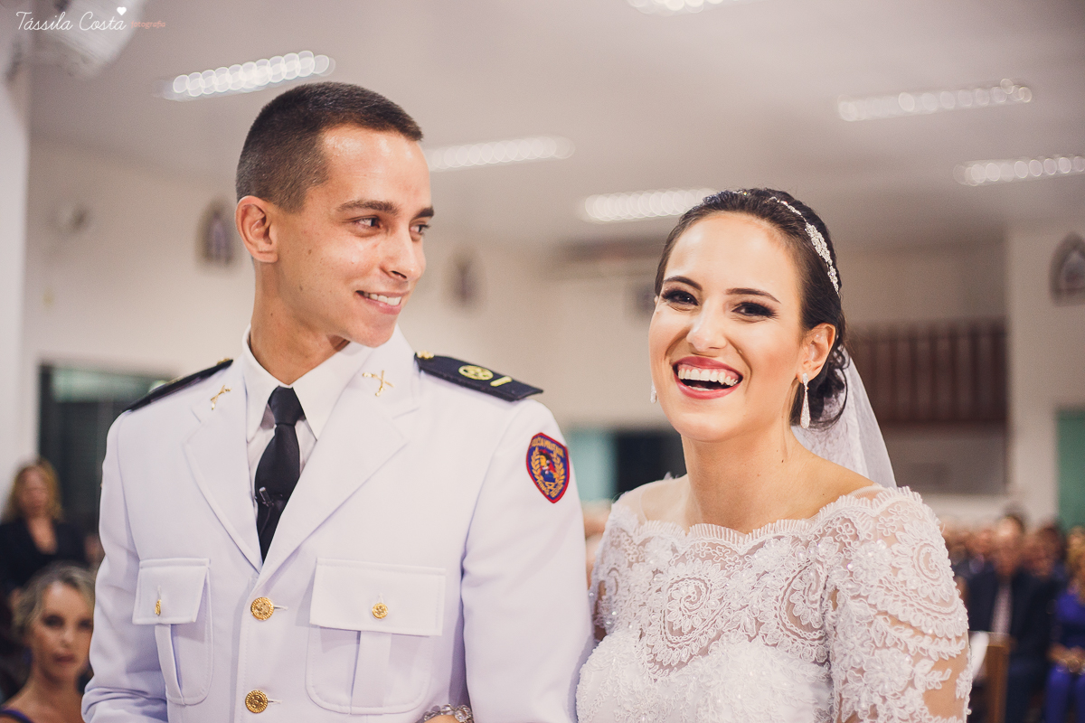 fotos de casamento realizado em Guarapari, litoral do Espírito Santo, sítio dos sonhos para fazer festa de casamento em Guarapari, noivos lindos e apaixonados, fotografia de casamento vitória es