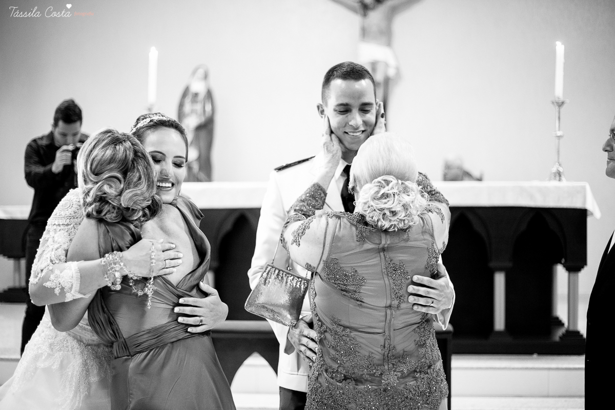 fotos de casamento realizado em Guarapari, litoral do Espírito Santo, sítio dos sonhos para fazer festa de casamento em Guarapari, noivos lindos e apaixonados, fotografia de casamento vitória es