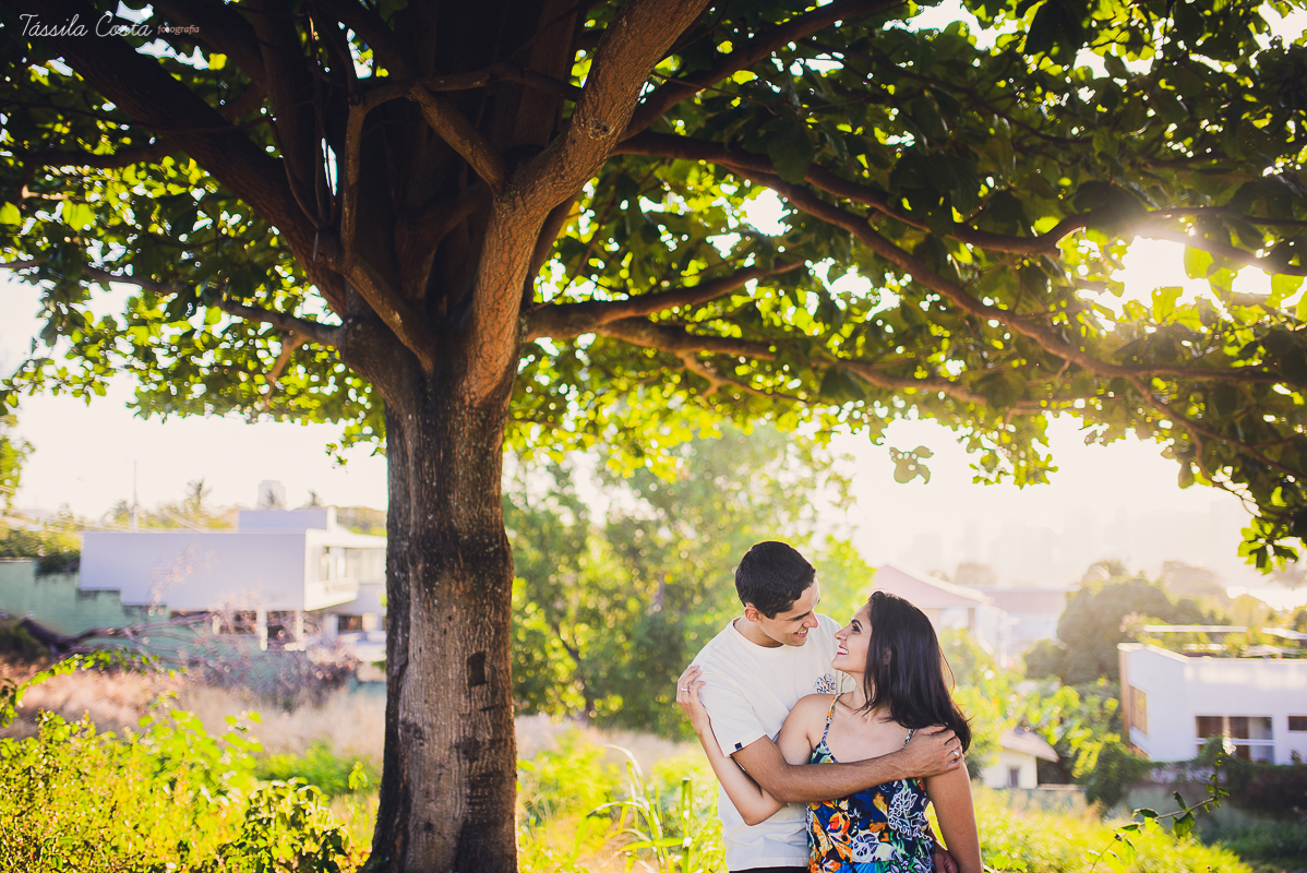 foto de casal em vitoria, fotografo de casal em vitoria, foto de casal em vila velha, fotografo de casal es, tassila costa, tassila costa fotografia, casamento no espirito santo, ensaio externo no espirito santo, ensaio externo no campo, ilha do frade, il