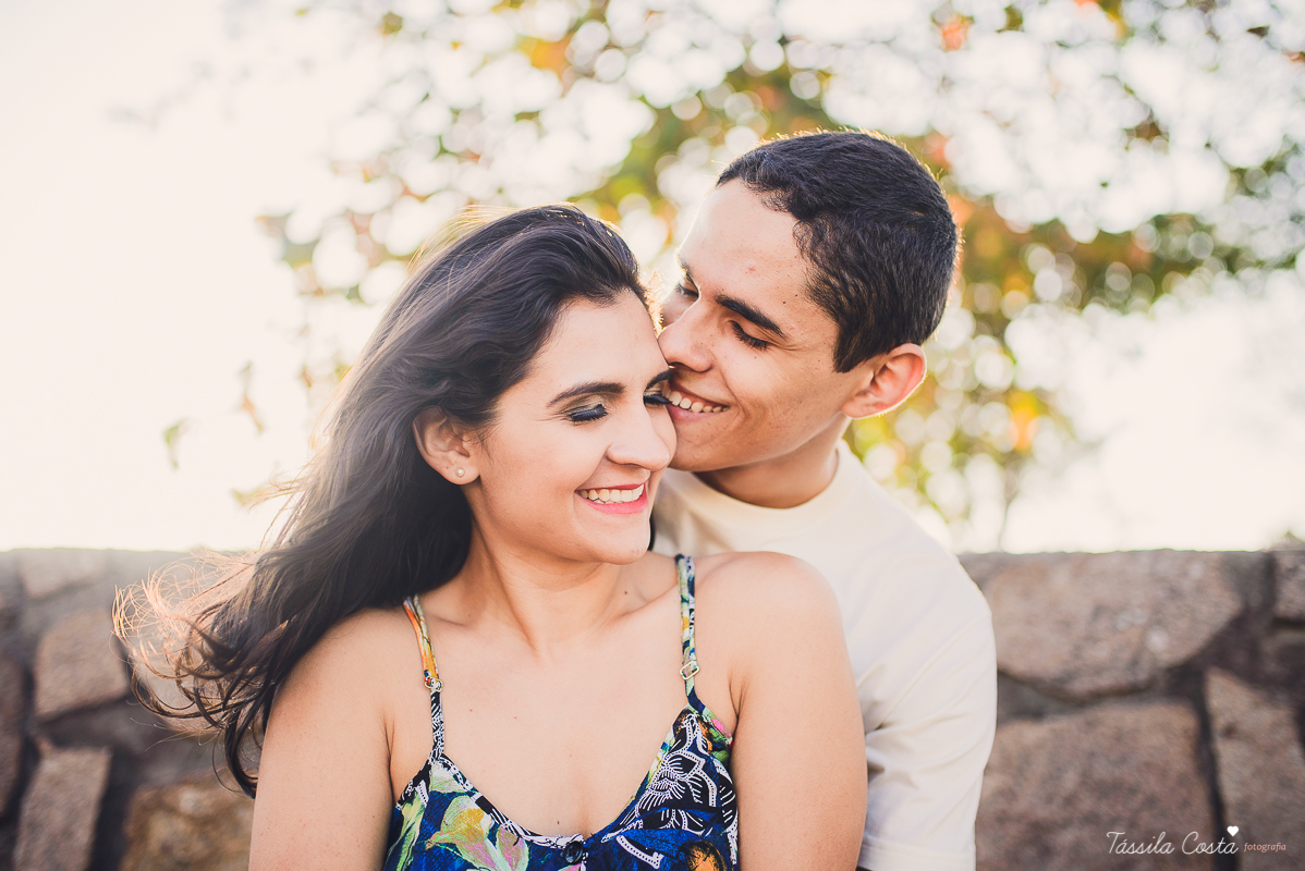 foto de casal em vitoria, fotografo de casal em vitoria, foto de casal em vila velha, fotografo de casal es, tassila costa, tassila costa fotografia, casamento no espirito santo, ensaio externo no espirito santo, ensaio externo no campo, ilha do frade, il
