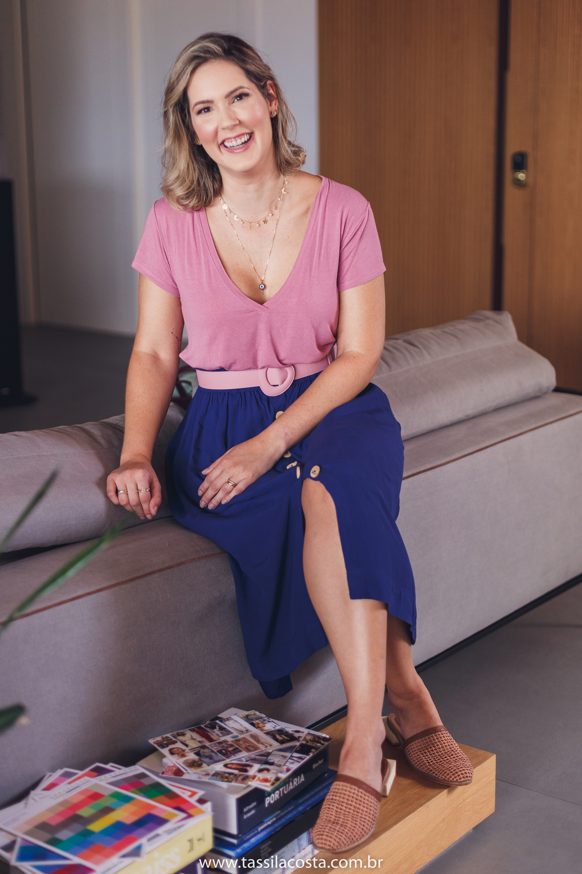 Fotos para atualização de portfólio, profissão consultoria de imagem, fotos para usar no Instagram, poses para consultoras de imagem, consultoria de imagem no ES, Tatiana Arruda, fotos para atualizar o instagram, Vila Velha 