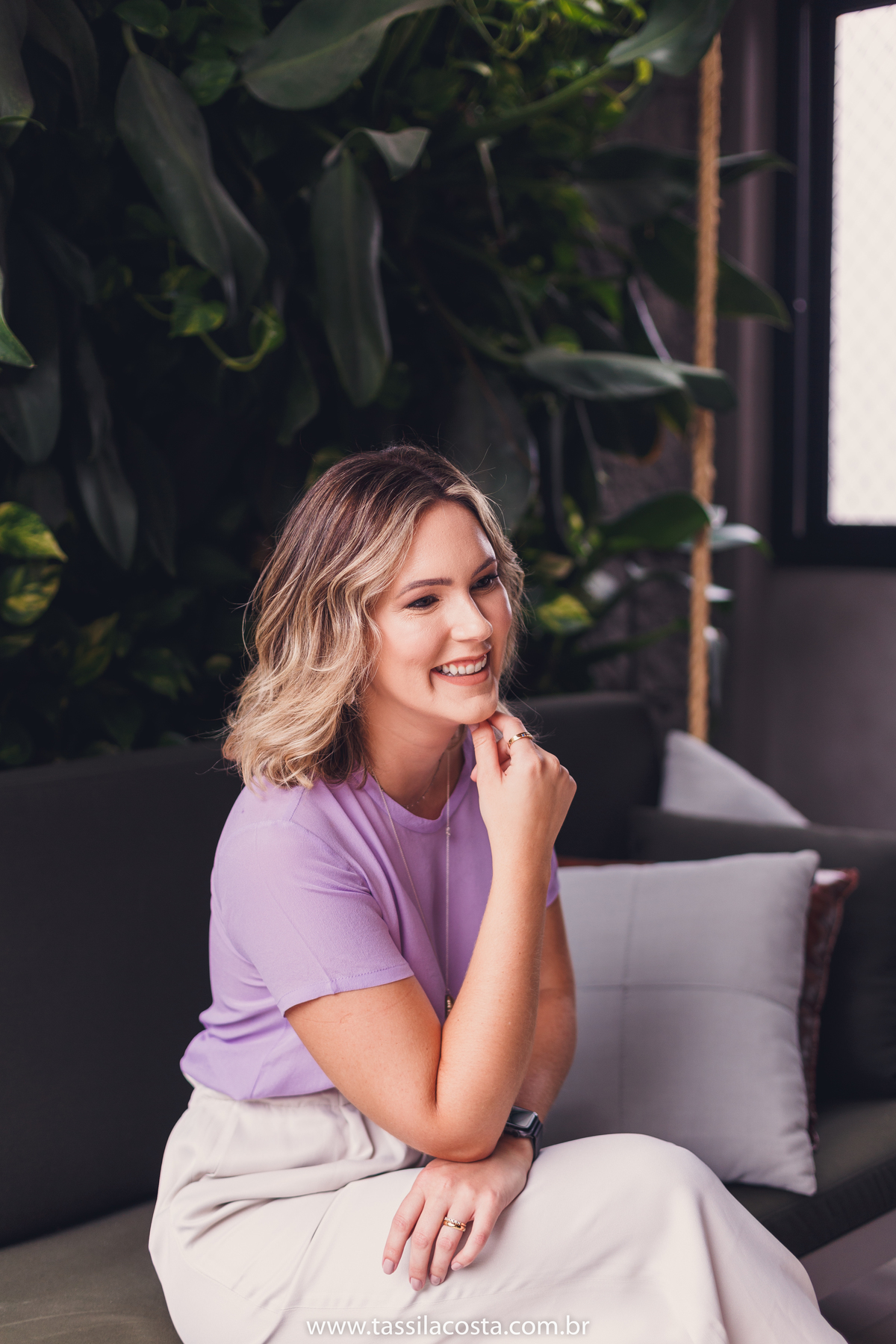 Fotos para atualização de portfólio, profissão consultoria de imagem, fotos para usar no Instagram, poses para consultoras de imagem, consultoria de imagem no ES, Tatiana Arruda, fotos para atualizar o instagram, Vila Velha 