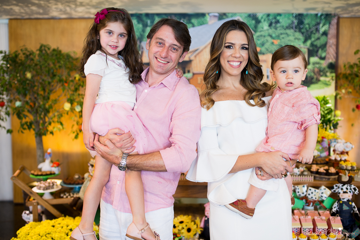 Festa linda para o Miguel, no Hotel Senac Ilha do Boi, 1 ano muito feliz, festa no tema fazendinha, decoração Ipê Amarelo by Leticia, mãe dentista Alice Sarcinelli