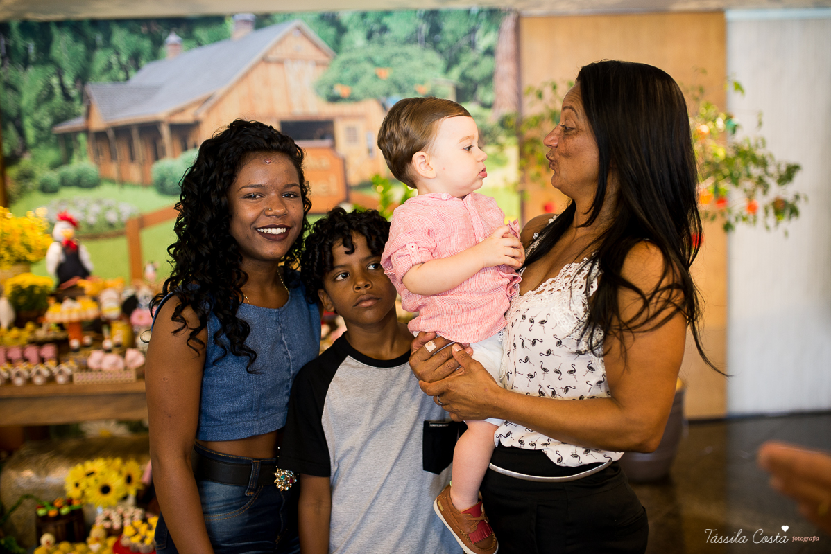 Festa linda para o Miguel, no Hotel Senac Ilha do Boi, 1 ano muito feliz, festa no tema fazendinha, decoração Ipê Amarelo by Leticia, mãe dentista Alice Sarcinelli