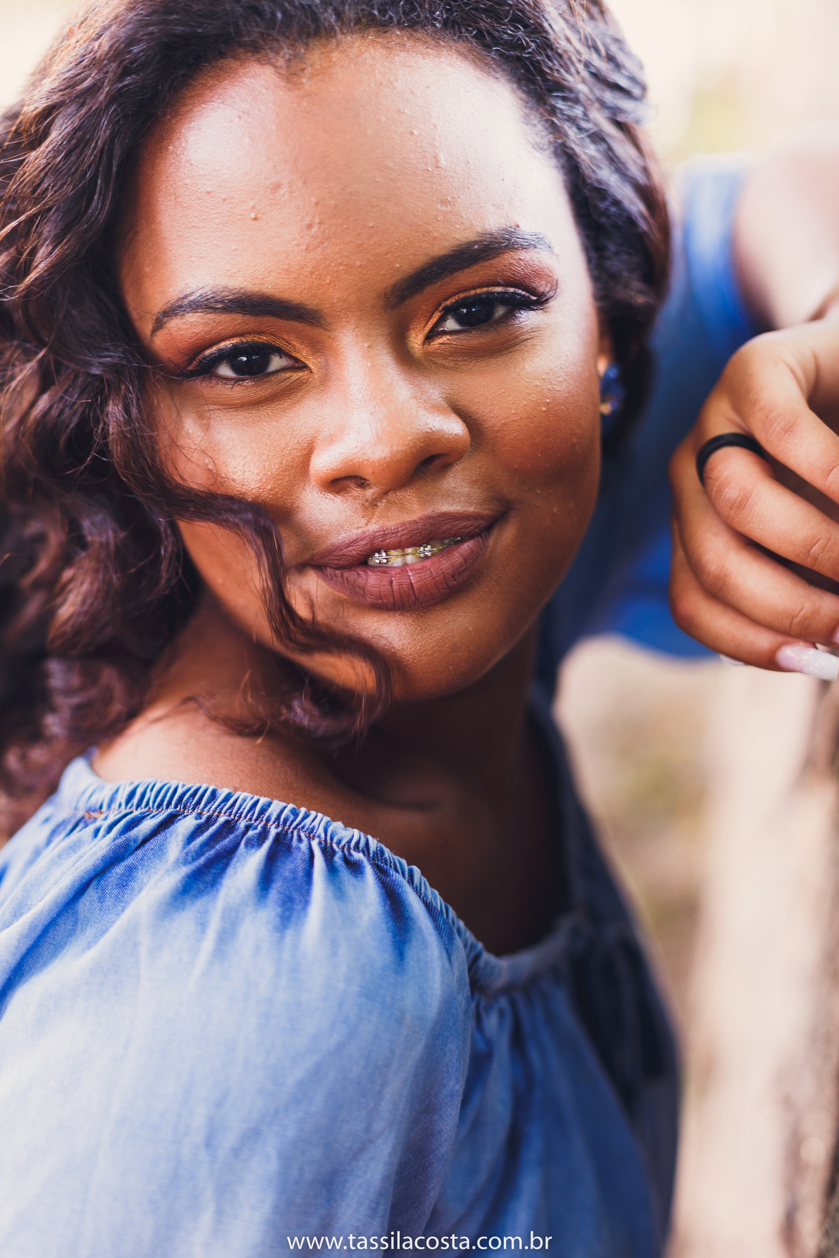 fotos externas para ensaio de 15 anos, Alice, fotos feitas na Ilha do Frade, Vitória ES, Tássila Costa fotografia, especializada em fotos de 15 anos, o que vestir no ensaio de 15 anos, fotógrafa em Vitória ES, looks para ensaio de 15 anos