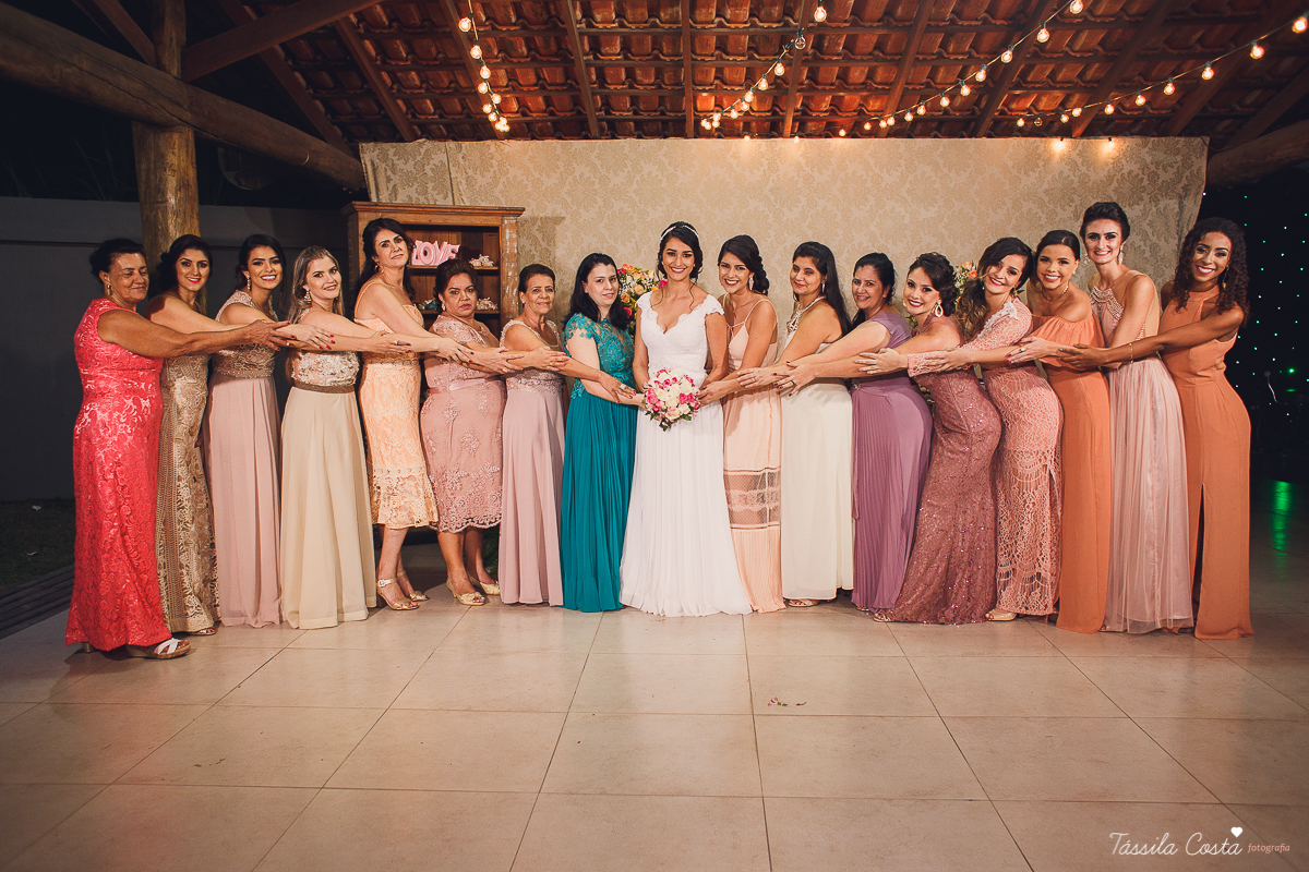 fotos de inspiração para casamento na praia, durante o dia, em Serra ES, Manguinhos, fotos de casamento dos sonhos na praia, Mayara e Allan, casamento durante a luz do dia, fotos de casamento na praia