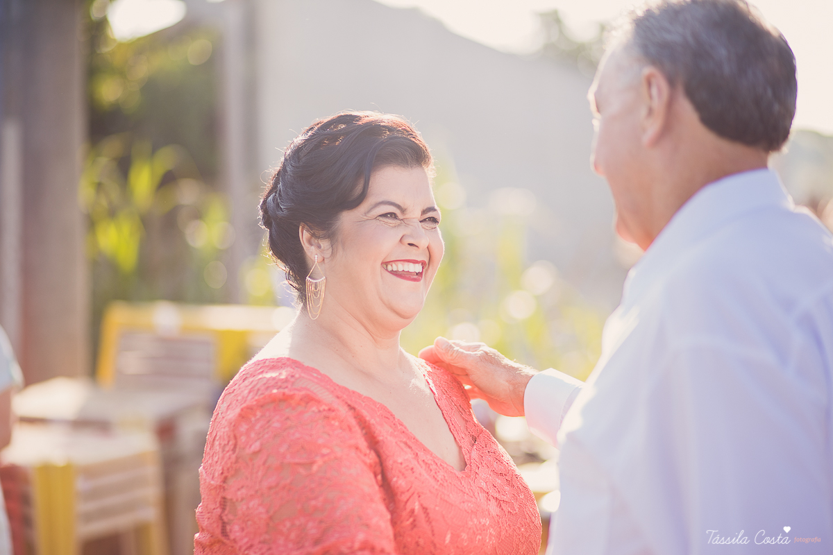 fotos de inspiração para casamento na praia, durante o dia, em Serra ES, Manguinhos, fotos de casamento dos sonhos na praia, Mayara e Allan, casamento durante a luz do dia, fotos de casamento na praia