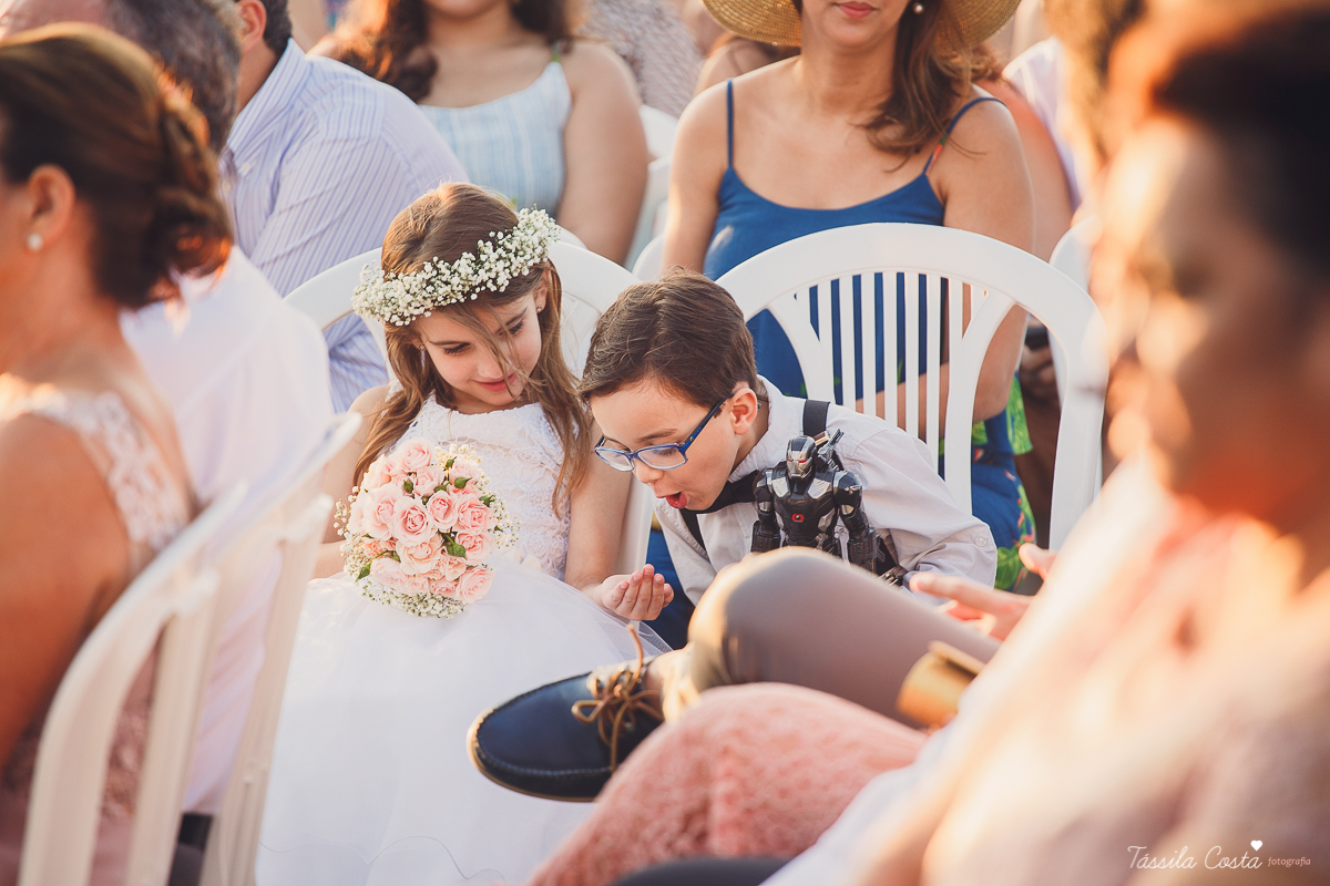 fotos de inspiração para casamento na praia, durante o dia, em Serra ES, Manguinhos, fotos de casamento dos sonhos na praia, Mayara e Allan, casamento durante a luz do dia, fotos de casamento na praia